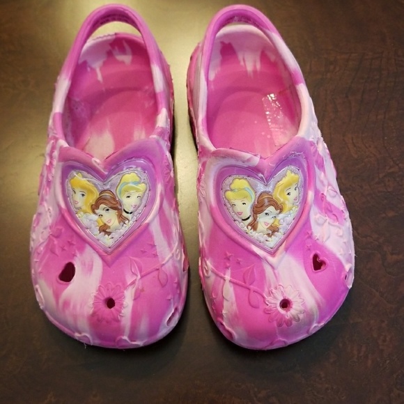 disney water shoes